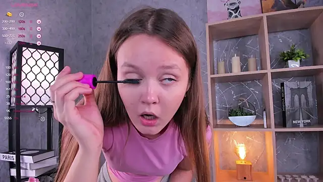 Snapshot of ElenoreReth chatting on November 7, 2025, 1:32 am ElenoreReth online show from November 7, 2025, 1:32 am