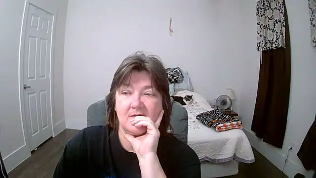 Buggy1965 online show from November 12, 2025, 1:04 pm