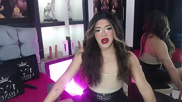 Sophia hott01 online show from October 6, 2025, 12:39 pm