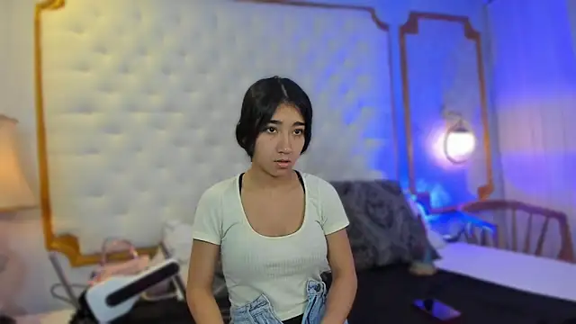 Snapshot of Mariana_Kalo chatting on December 20, 2025, 11:24 am Mariana Kalo online show from December 20, 2025, 11:24 am