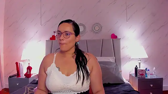 Michell Monet online show from February 27, 2026, 12:05 pm