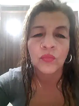 Snapshot of Abby-Blonde chatting on November 21, 2025, 3:05 am Abby-Blonde online show from November 21, 2025, 3:05 am