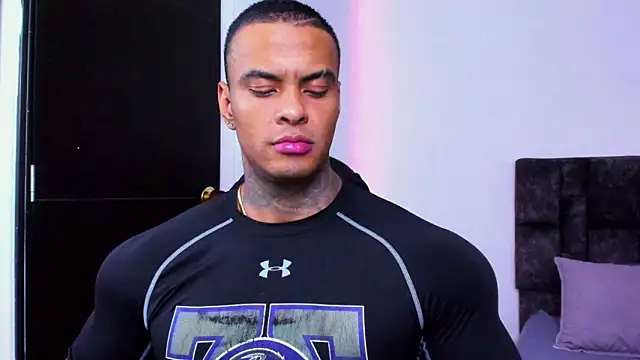 Snapshot of binmontana_ chatting on November 26, 2025, 10:32 pm binmontana online show from November 26, 2025, 10:32 pm