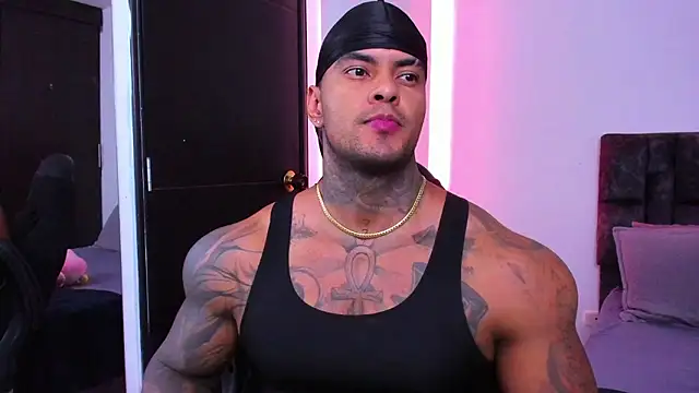 Snapshot of binmontana_ chatting on January 5, 2026, 8:12 pm binmontana online show from January 5, 2026, 8:12 pm