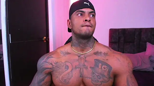 Snapshot of binmontana_ chatting on December 17, 2025, 9:31 pm binmontana online show from December 17, 2025, 9:31 pm