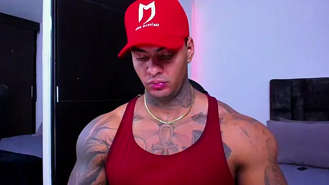 Snapshot of binmontana_ chatting on January 8, 2026, 12:00 pm binmontana online show from January 8, 2026, 12:00 pm