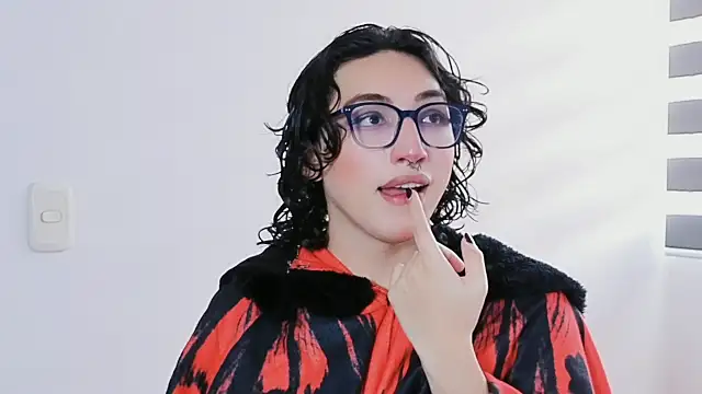 -BlueOpal- online show from February 27, 2026, 7:03 pm