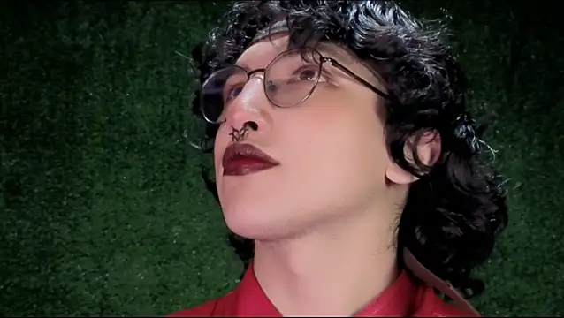 -BlueOpal- online show from December 2, 2025, 6:42 pm