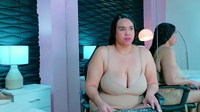 Valery Nasty   online show from November 1, 2025, 5:29 pm