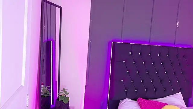 Kataaleya  12 online show from November 26, 2025, 11:54 am