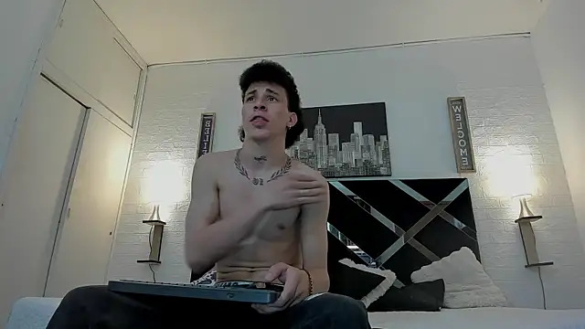 Snapshot of iammariano chatting on October 20, 2025, 6:15 am iammariano online show from October 20, 2025, 6:15 am