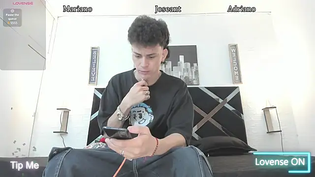 Snapshot of iammariano chatting on November 20, 2025, 4:24 am iammariano online show from November 20, 2025, 4:24 am