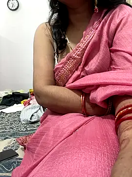 aditi singh15 online show from October 15, 2025, 12:57 pm