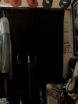 Snapshot of blondebarbiebae chatting on December 22, 2025, 8:20 pm blondebarbiebae online show from December 22, 2025, 8:20 pm