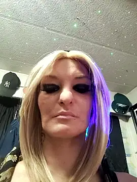 Snapshot of blondebarbiebae chatting on January 12, 2026, 12:28 am blondebarbiebae online show from January 12, 2026, 12:28 am