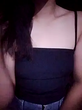 Lover-loverxx online show from September 30, 2025, 1:39 pm