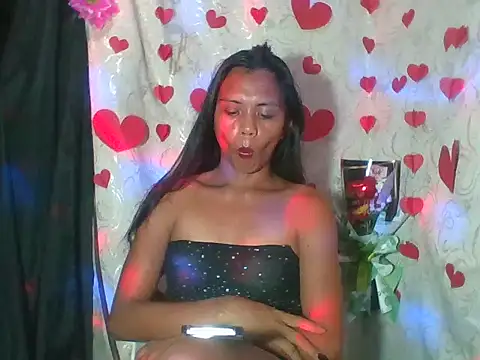 Snapshot of Kim25xxxx chatting on February 14, 2026, 2:06 pm Kim25xxxx online show from February 14, 2026, 2:06 pm