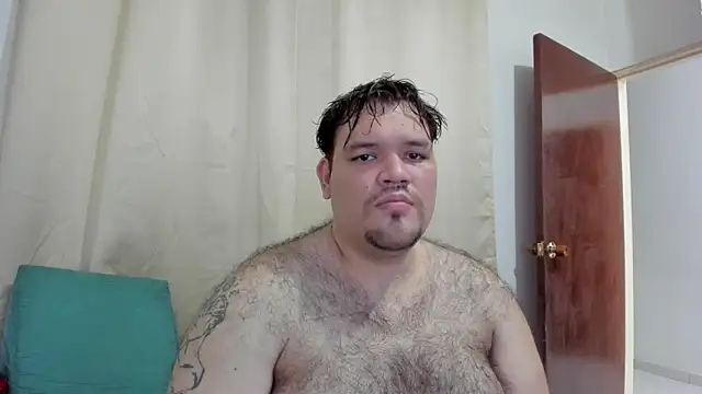 Snapshot of big_bearr chatting on February 7, 2026, 5:26 am big bearr online show from February 7, 2026, 5:26 am