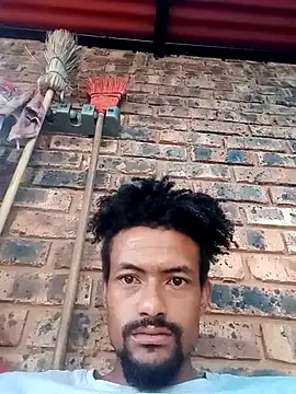 Snapshot of Goofygoody17 chatting on October 11, 2025, 12:17 pm Goofygoody17 online show from October 11, 2025, 12:17 pm