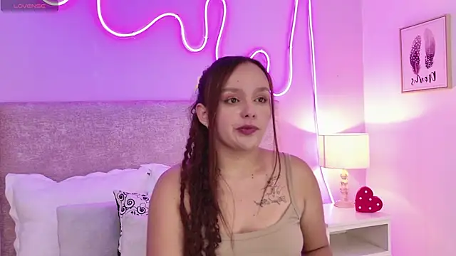 Snapshot of CamilaGomez149 chatting on May 14, 2026, 3:03 am CamilaGomez149 online show from May 14, 2026, 3:03 am