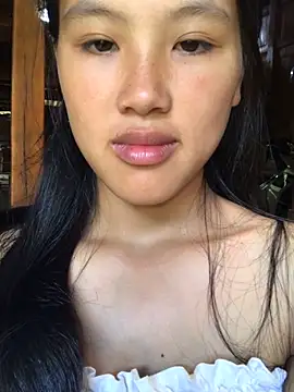 Snapshot of Mai_lovely chatting on September 28, 2025, 3:46 am Mai lovely online show from September 28, 2025, 3:46 am