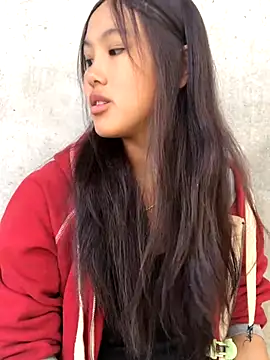 Snapshot of Mai_lovely chatting on November 7, 2025, 3:00 am Mai lovely online show from November 7, 2025, 3:00 am