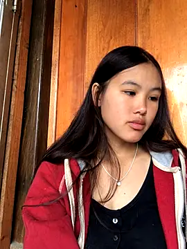 Snapshot of Mai_lovely chatting on November 9, 2025, 1:31 am Mai lovely online show from November 9, 2025, 1:31 am