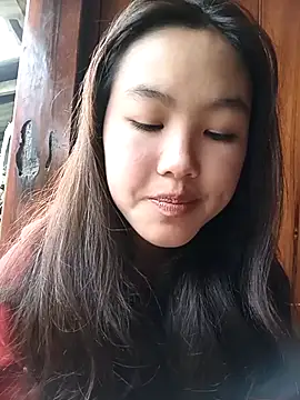 Snapshot of Mai_lovely chatting on December 14, 2025, 6:52 am Mai lovely online show from December 14, 2025, 6:52 am