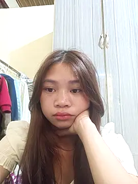 Mayy1 online show from October 12, 2025, 12:34 am