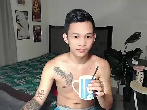 asianmonstercock05 online show from October 30, 2025, 8:06 pm