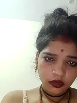 Snapshot of Mahek_love143 chatting on June 14, 2026, 1:13 am Mahek love143 online show from June 14, 2026, 1:13 am