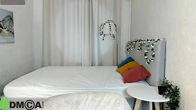 Al1ice Moures online show from February 6, 2026, 9:38 am