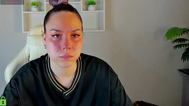 Al1ice Moures online show from October 31, 2025, 1:13 am