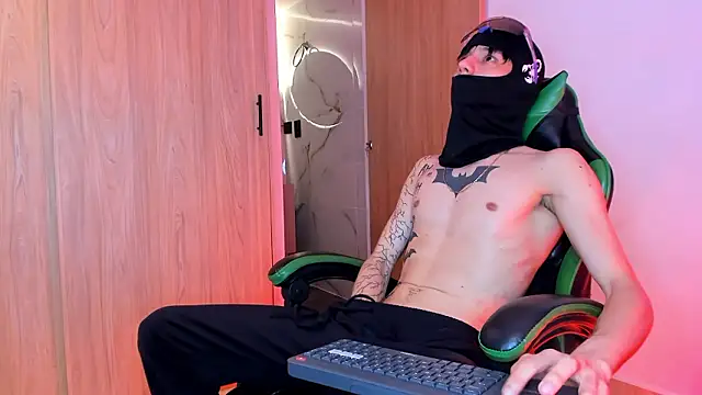 Skinny batman online show from March 7, 2026, 4:19 am