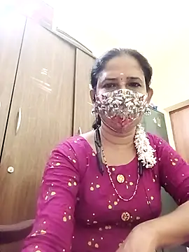 Snapshot of tamil_Boomika chatting on March 17, 2026, 1:52 am tamil Boomika online show from March 17, 2026, 1:52 am