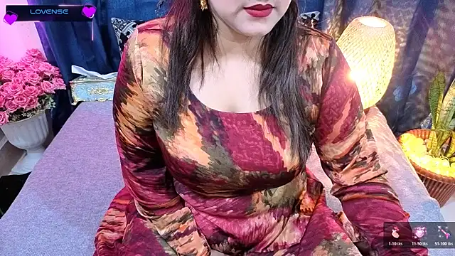 Sanvi-Queen online show from December 19, 2025, 6:27 am