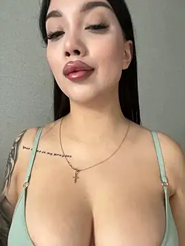 Snapshot of kiss_Lissa chatting on December 19, 2025, 7:55 am kiss Lissa online show from December 19, 2025, 7:55 am