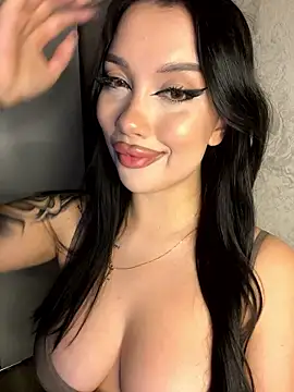 Snapshot of kiss_Lissa chatting on January 7, 2026, 2:22 pm kiss Lissa online show from January 7, 2026, 2:22 pm