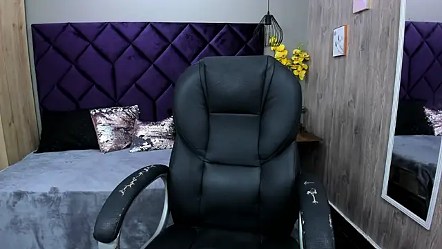 Snapshot of ChloeCampbell03 chatting on November 8, 2025, 5:38 pm ChloeCampbell03 online show from November 8, 2025, 5:38 pm