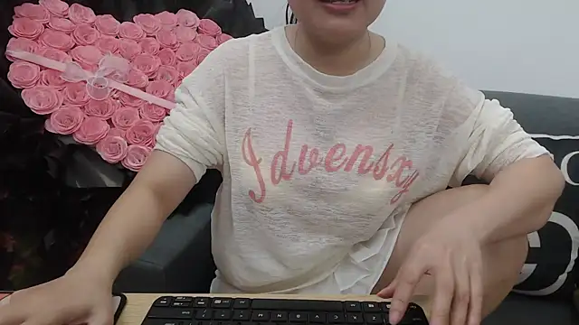 Snapshot of Lilya_39 chatting on October 26, 2025, 3:40 am Lilya 39 online show from October 26, 2025, 3:40 am