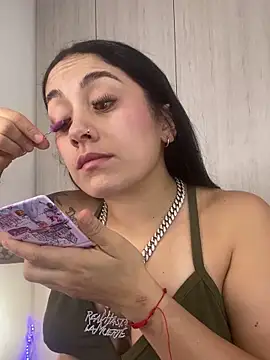 Snapshot of liladiamond_ chatting on October 22, 2025, 12:59 pm liladiamond online show from October 22, 2025, 12:59 pm