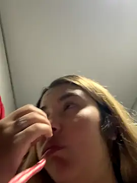 Violettt hot online show from October 23, 2025, 8:35 am