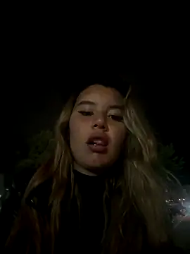 Violettt hot online show from November 11, 2025, 11:42 pm