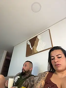 liz and thiago online show from October 9, 2025, 12:17 pm