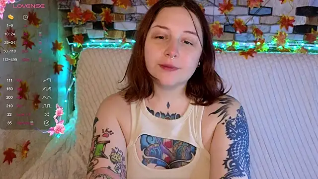 Belinda Starlight online show from November 14, 2025, 12:42 pm