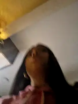 AriaBelles online show from December 3, 2025, 10:14 am