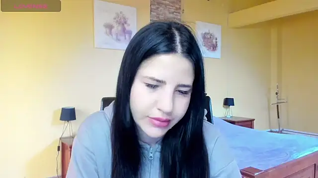 Malibu J online show from November 15, 2025, 8:40 am