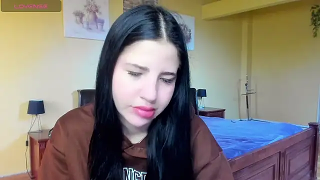 Malibu J online show from November 14, 2025, 8:29 am