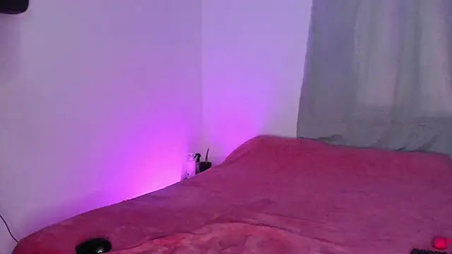 LittleCheerry69 online show from September 24, 2025, 4:46 pm