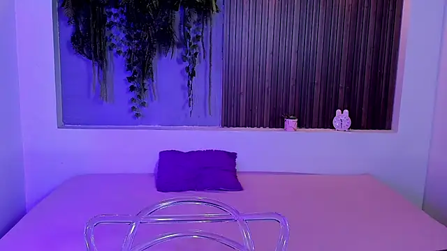 Snapshot of ZaraRosse7 chatting on October 3, 2025, 3:41 am ZaraRosse7 online show from October 3, 2025, 3:41 am